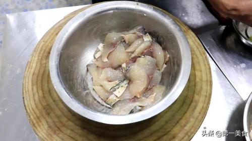 如何做水煮鱼(水煮鱼的方法是怎么做)插图7