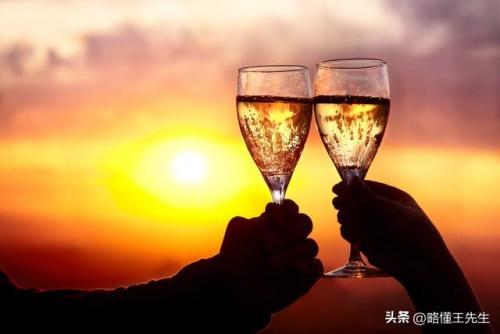 世界十大名酒排行榜(十大顶级奢侈洋酒)插图9