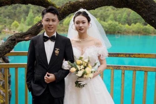 丽江婚纱团队排名前十(大理旅拍婚纱照前十名公司)插图2