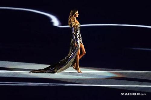世界女星胸排行榜(世界公认最漂亮的女明星)插图2