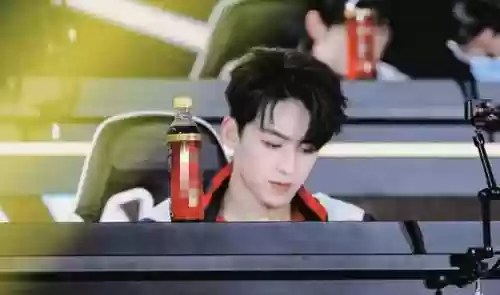 蔡文姬超新星阵容搭配图(蔡文姬和谁搭配阵容最适合)插图6
