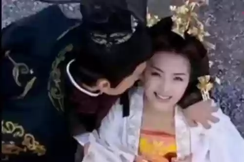 桃花夫人阵容搭配攻略(云顶之弈阵容搭配图表)插图1