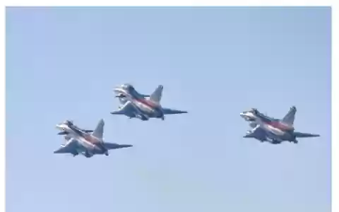 位面战机怎么搭配阵容(梦幻模拟战时空枢纽阵容)