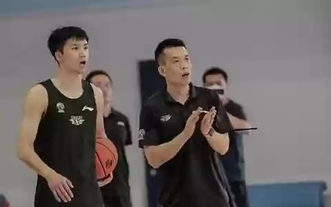 北京首钢阵容
