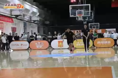 篮球小镇阵容_1插图1